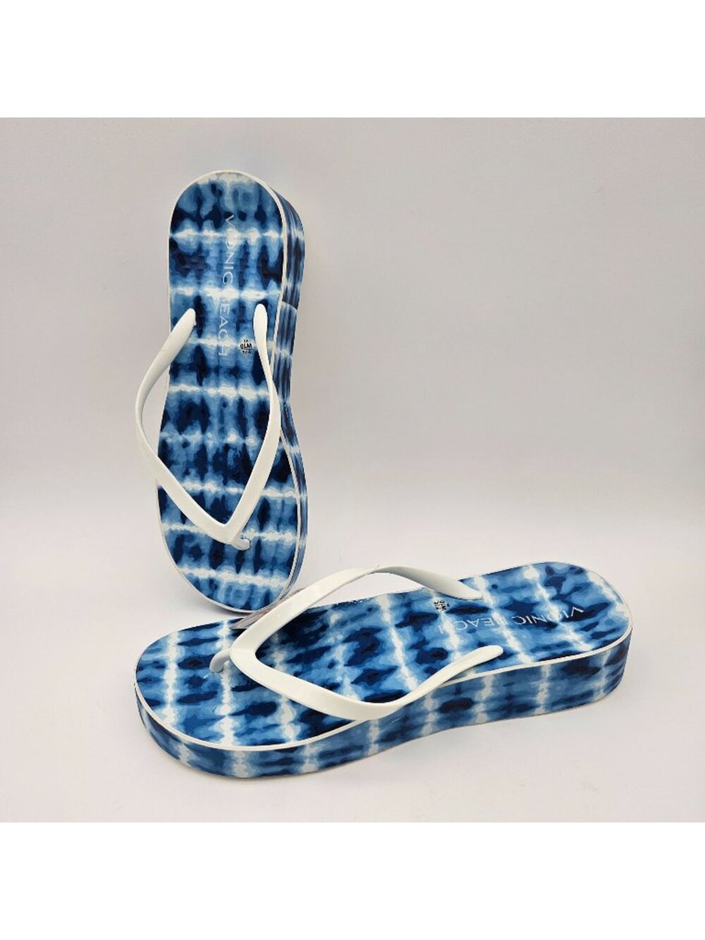 Vionic Beach Noosa Platform Flip Flops Blue White Tie Dye Womens Sz 10 NEW
